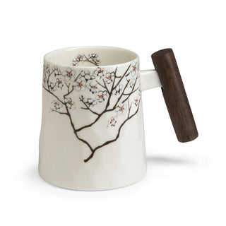 Becher "White Cherry"  Porzellan mit Holzgriff  0.4  l